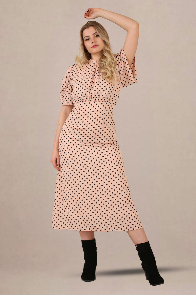 Classic Elegance: The Black Slinky Bandeau Maxi Dress - Midi Dress - Avinci