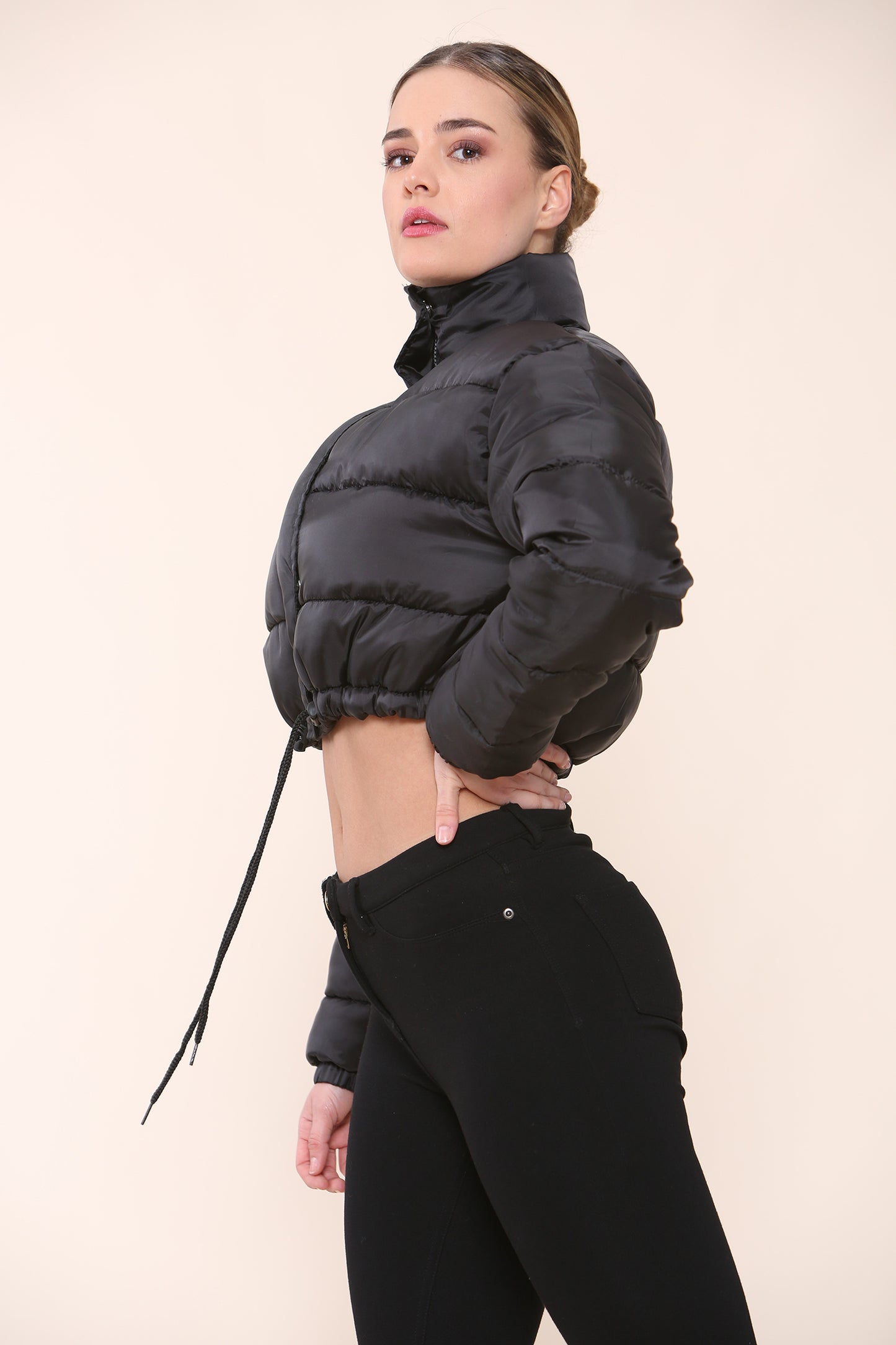 Slay Puffer Jacket: Winter Elegance