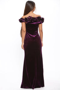 Off Shoulder Ruched Ruffles Maxi Dress - Maxi Dress - Avinci